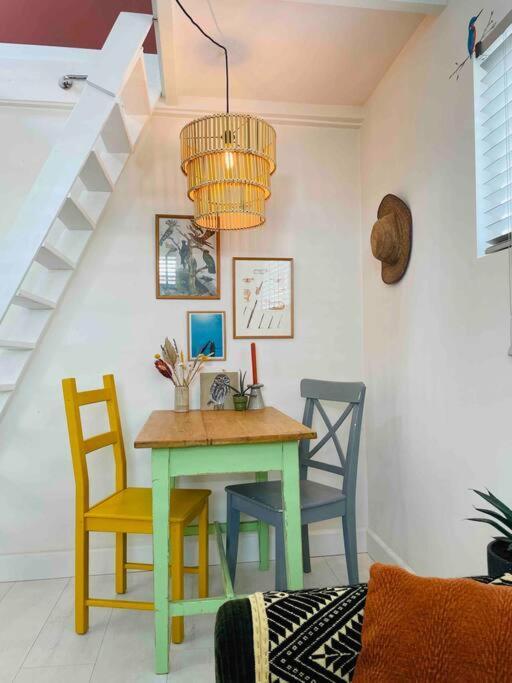 The Birdhouse, Tiny Home Close To The Beach Noordwijk Exteriér fotografie